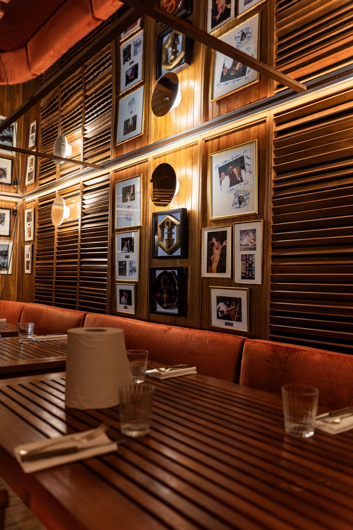 Stars of Monaco — banquette and frames