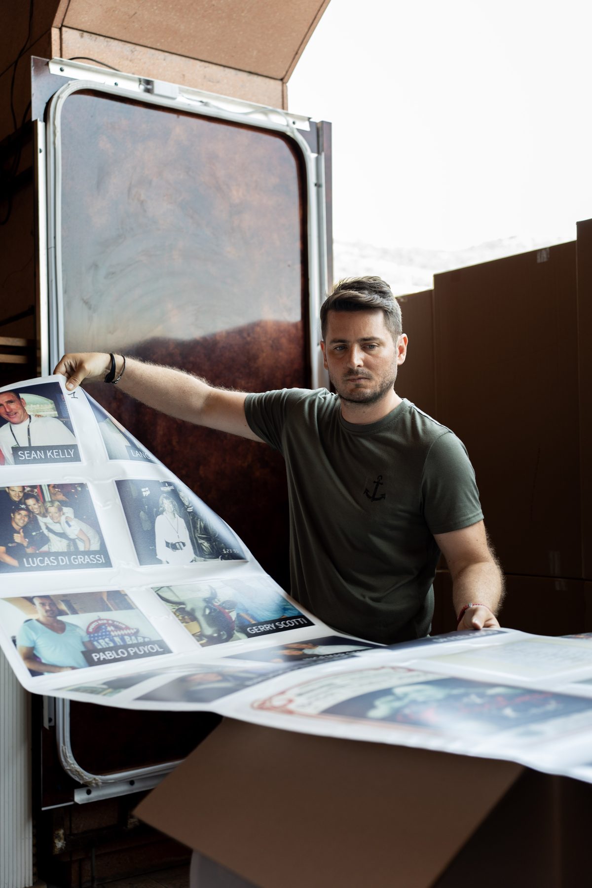 Stars of Monaco — Clément avec les tirages de photos de célébrités